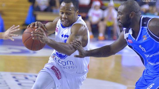 Rosa chce obronić własną halę i wspomoże WOŚP