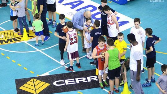 ROSA dzieciom - spotkania z koszykówką!