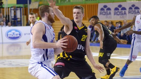 Rosa rozpoczyna walkę o brązowy medal