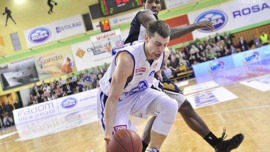 Rosa wciąż niepokonana w sparingach