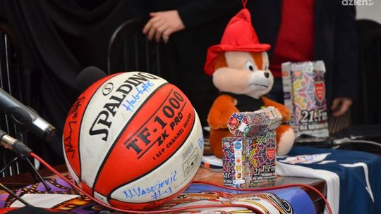 Rosa wspiera WOŚP. Wylicytuj trening z drużyną