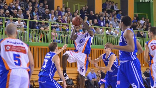 ROSA wygrała we własnej hali. Nerwowa końcówka