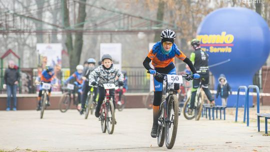 Rowerowy Rajd Niepodległości. Zobacz zdjęcia!