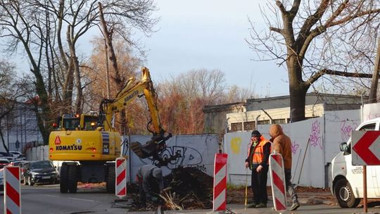 Rozbierają bocznice kolejowe na ulicach Mazowieckiego i Tytoniowej  