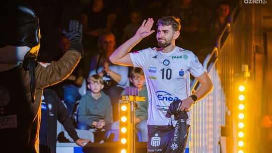 Rozgrywający Mateusz Biernat pożegnał się z Eneą Czarnymi Radom