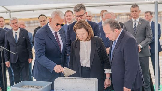 Rozpoczęła się budowa nowej siedziby sądu i prokuratury w Przysusze