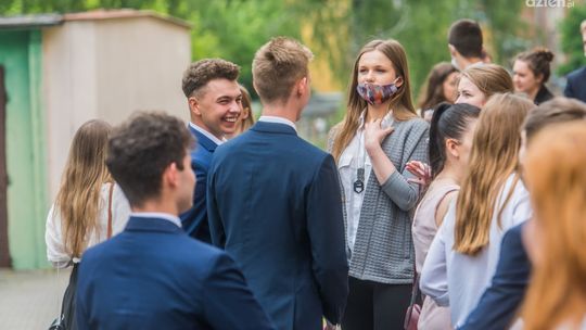 Rozpoczęła się matura. Abiturienci piszą dziś język polski 