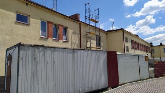 Rozpoczęły się prace przy termomodernizacji szkoły w Młodocinie Mniejszym