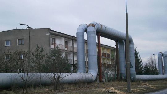 Rury ciepłownicze przy ul. Energetyków straszą
