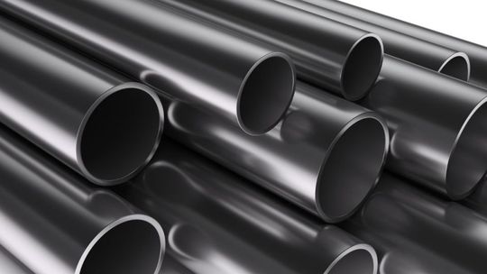 Rury ze szwem i bez szwu — główne różnice i zastosowanie