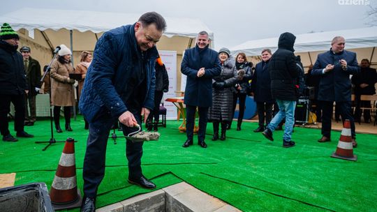 Ruszyła budowa szkoły drzewnej