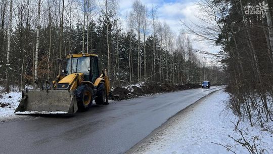 Ruszyła przebudowa drogi powiatowej Sucha - Dobieszyn