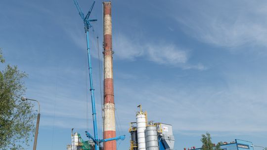 Ruszyła rozbiórka komina Ciepłowni "Południe"