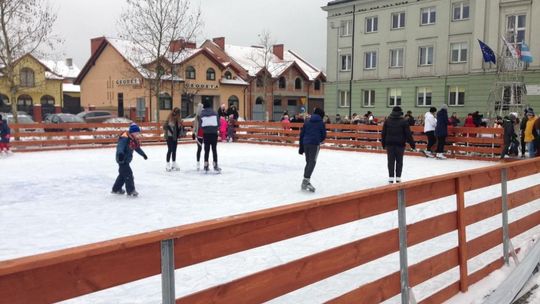 Ruszyło darmowe lodowisko w Białobrzegach