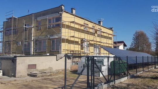 Ruszyły prace przy termomodernizacji ośrodka zdrowia w Stromcu