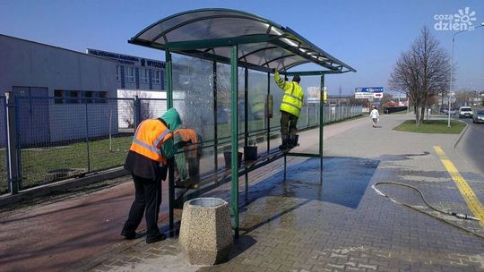 Ruszyły wiosenne porządki na przystankach