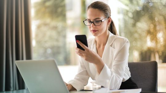 Rządź swoim kontem na kartę w Red Bull MOBILE Rządź swoim kontem na kartę w Red Bull MOBILE