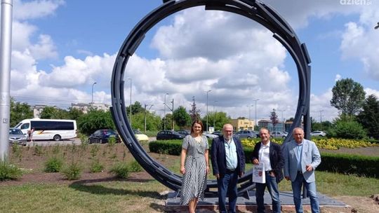 Rzeźba "Circle" urozmaici krajobraz miejski Pionek