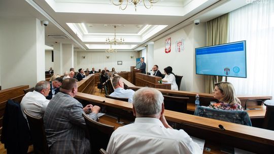 Są nowe komisje, które wybiorą dyrektorów radomskiego szpitala i stacji pogotowia ratunkowego