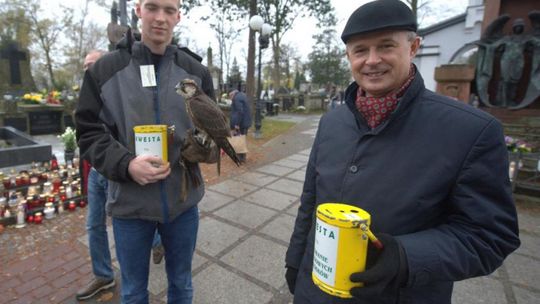 Są pieniądze na renowacje kolejnych nagrobków
