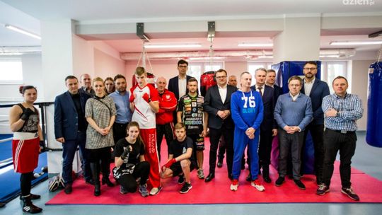 Sala treningowa sztuk walki otwarta