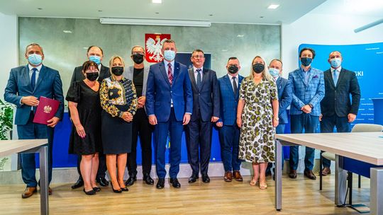 Samorządy ze wsparciem z programu Maluch+. Podpisano w sumie 10 umów