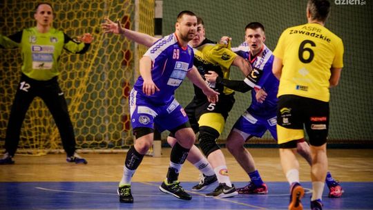 Sąsiedzkie starcie Uniwersytetu