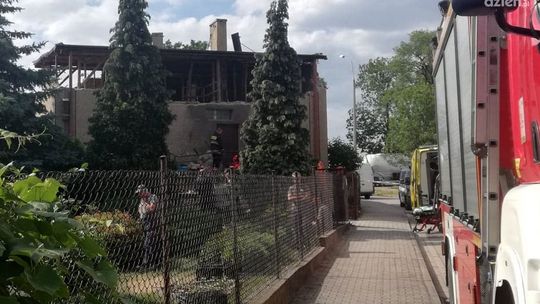 Ściana przygniotła mężczyznę Ściana przygniotła mężczyznę