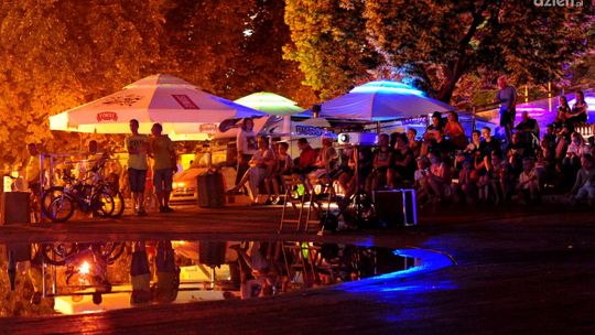 Seanse pod chmurką, czyli kino na fontannach.