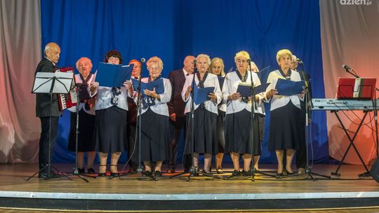 Seniorzy zaśpiewali