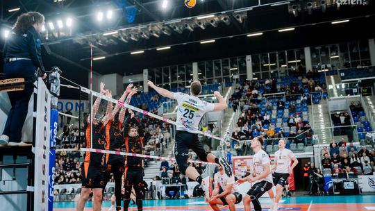 Sensacji nie było. Czarni Radom łatwo przegrali z mistrzem Polski, Jastrzębskim Węglem w ćwierćfinale Pucharu Polski