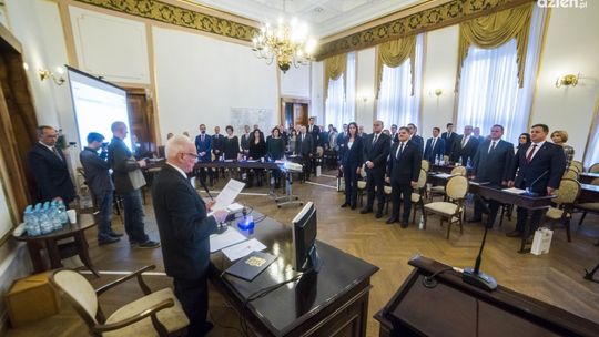 Sesja Rady Miejskiej. Oglądaj na żywo