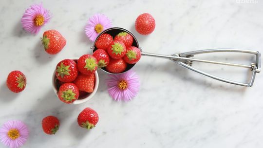 Sezon na truskawki - 3 pomysły na truskawkowe desery