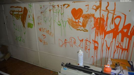 Siedziba parlamentu jak melina