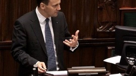 Sikorski przesłuchany?