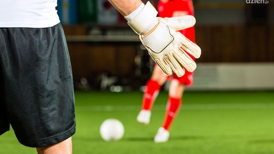 Siła ciosu, precyzja strzału – jak kurs trenera piłki nożnej i boksu mogą się uzupełniać?