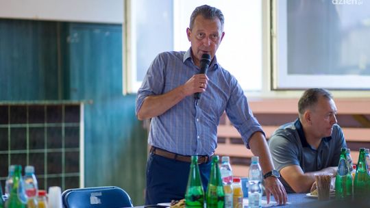 Skandal na zebraniu Broni. "Zarząd podstawił słupy na głosowanie"