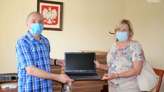 Skaryszew. Kolejne laptopy trafiły do szkół w gminie