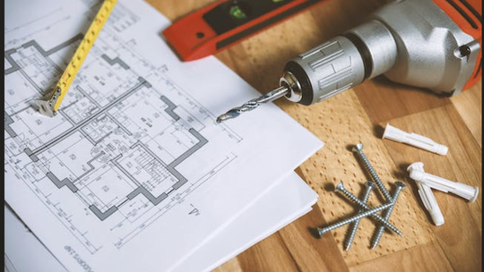 Skład budowlany w Radomiu – jaki wybrać?