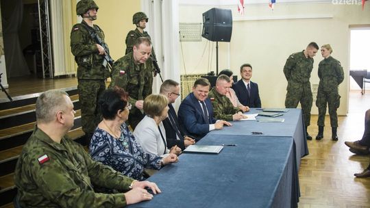 Skorzystają uczniowie i żołnierze Obrony Terytorialnej