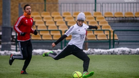 Skromna wygrana Broni