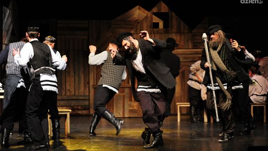 "Skrzypek na dachu" wraca do teatru!