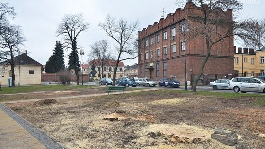 Skwer unii. Radomsko - wileńskiej czy wileńsko - radomskiej?