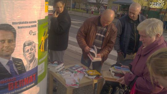 SLD rozdaje książki, również o Janie Pawle II