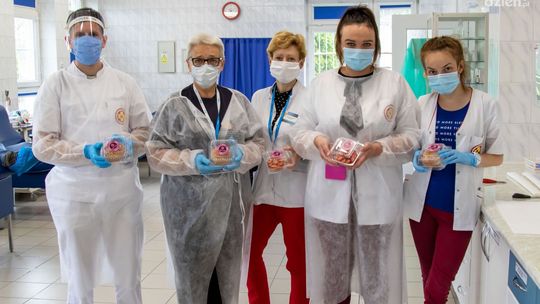 Słodkości z Cukierni E.Leclerc dla krwiodawców