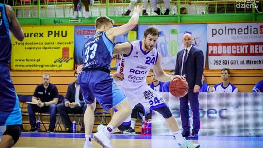 „Smoki” skruszyły „Twarde Pierniki”