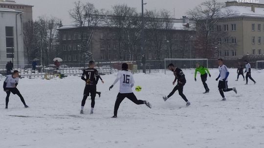 Śnieżny sparing Broni z KSZO