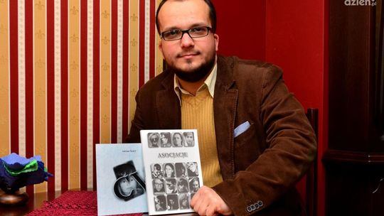 „Sobie śpiewam a Muzom…” w "Łaźni"