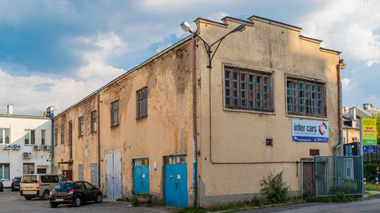 Spacerkiem po mieście: Fabryka Mechaniczna Obuwia i Rymarnia „Łuczyński” Spacerkiem po mieście: Fabryka Mechaniczna Obuwia i Rymarnia „Łuczyński”