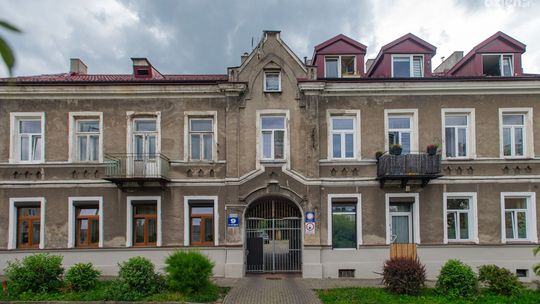 Spacerkiem po mieście: Państwowa Żeńska Szkoła Zawodowa